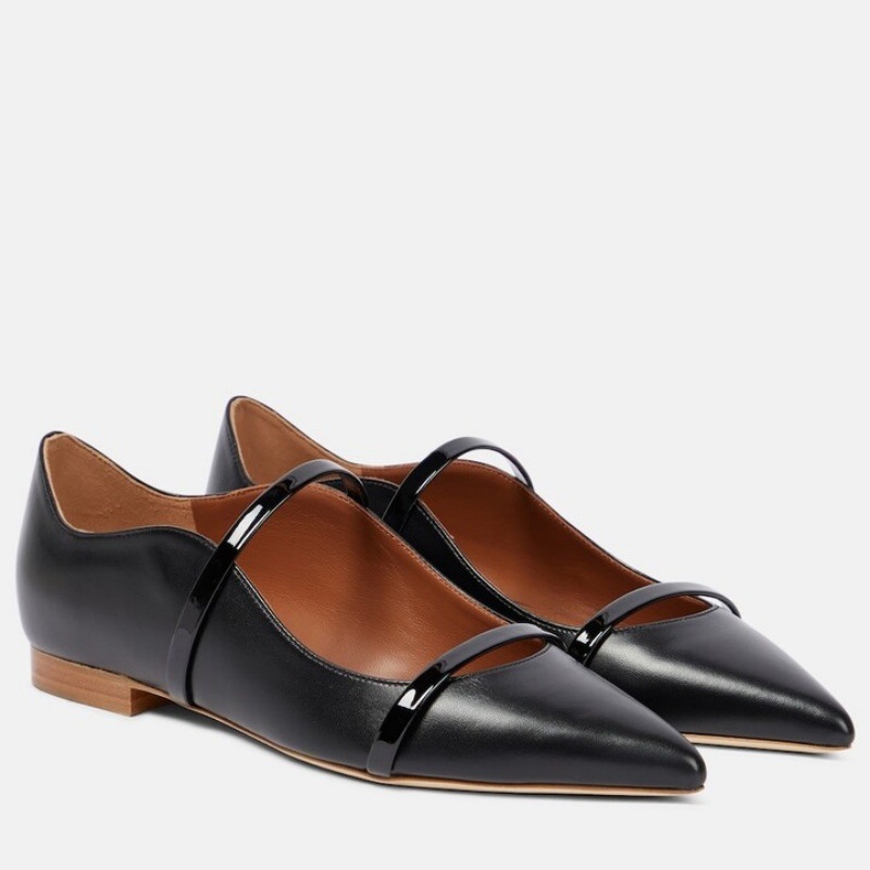 Heels - รองเท้าส้นสูงแฟชั่นผู้หญิงสำหรับฤดูใบไม้ร่วง หัวแหลม สวมแบบสลิปออน ส้นเหลี่ยม ประดับโลหะ รองเท้าส้นเตี้ย