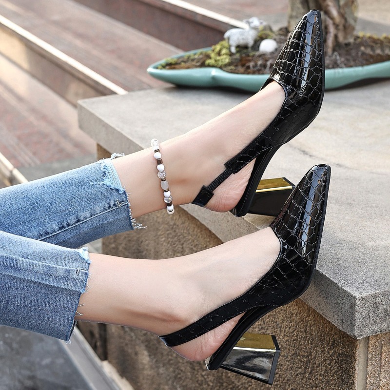 รองเท้าส้นสูงแบบรัดส้นสำหรับฤด - Sandals บทวิจารณ์และราคา