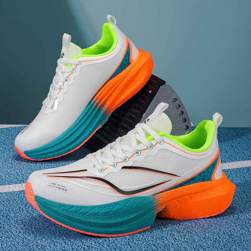 รองเท้าวิ่งผู้ชายแบบมีเบาะรองร - Lightweight Road Running Shoes บทวิจารณ์และราคา