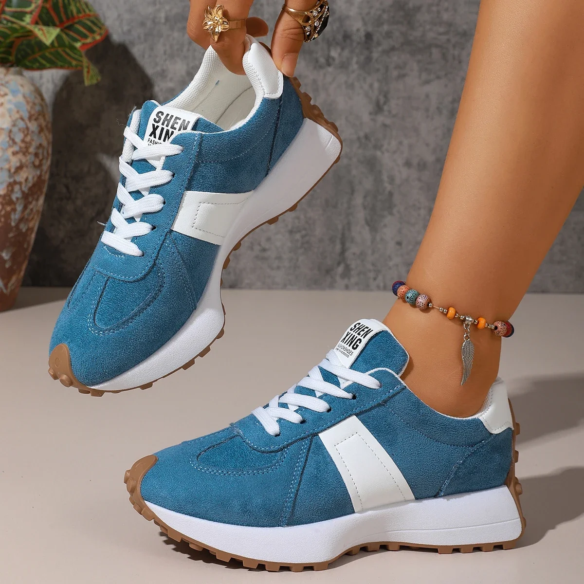 รองเท้าผ้าใบผู้หญิงรุ่นใหม่ปี  - Running Shoes บทวิจารณ์และราคา