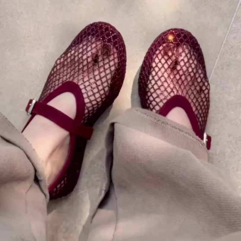 รองเท้าแตะแบบสวมประดับเพชรทรงก - Sandals บทวิจารณ์และราคา